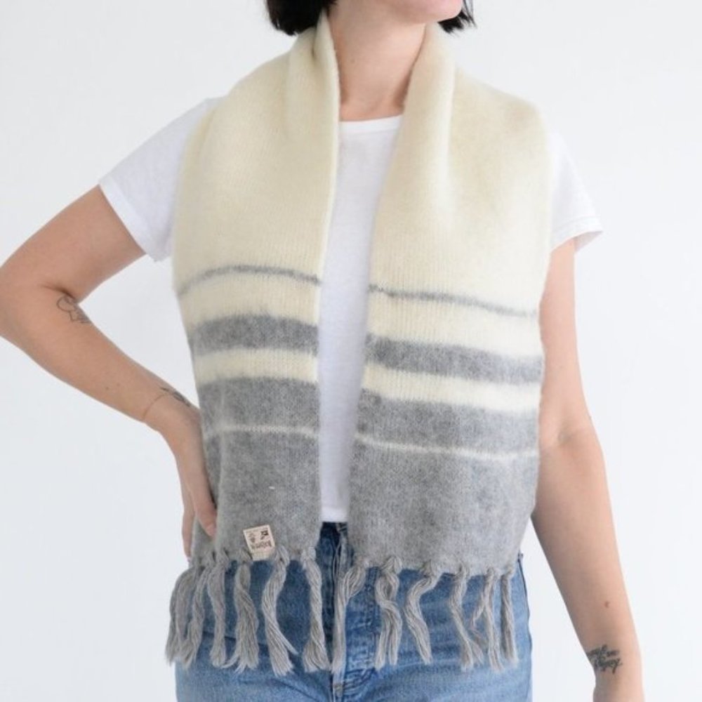 Icelandic Cream and Grey 100% Pure  New Wool Made in Great Britain Scarf